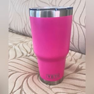 Yeti tumbler 30oz Pink